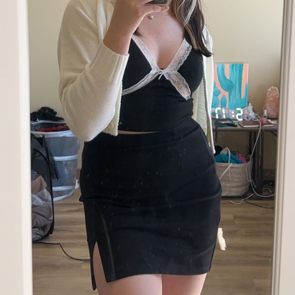 Black Mini pencil skirt with slit